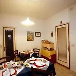 Nocleg ze śniadaniem Delle Rose 3*