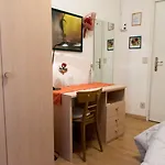 Delle Rose Nocleg ze śniadaniem 3*