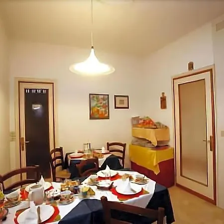 Delle Rose Bed & Breakfast 3*
