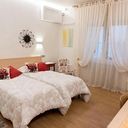 Bed & Breakfast Delle Rose 3*